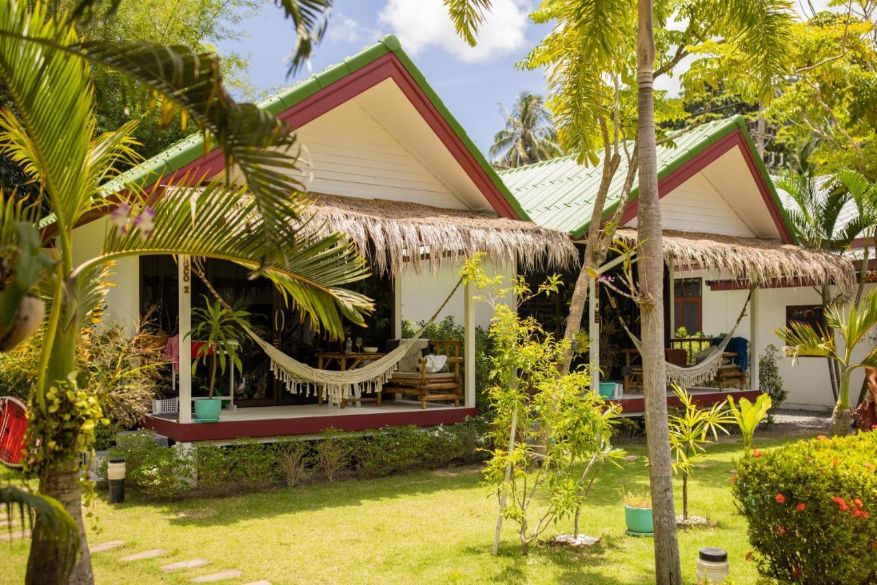Tropicoco Beach Resort Koh Phangan Haad Yao Exterior photo